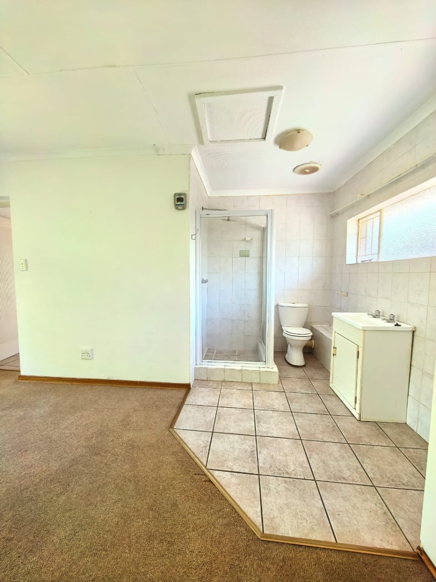 4 Bedroom Property for Sale in Vaalpark Free State